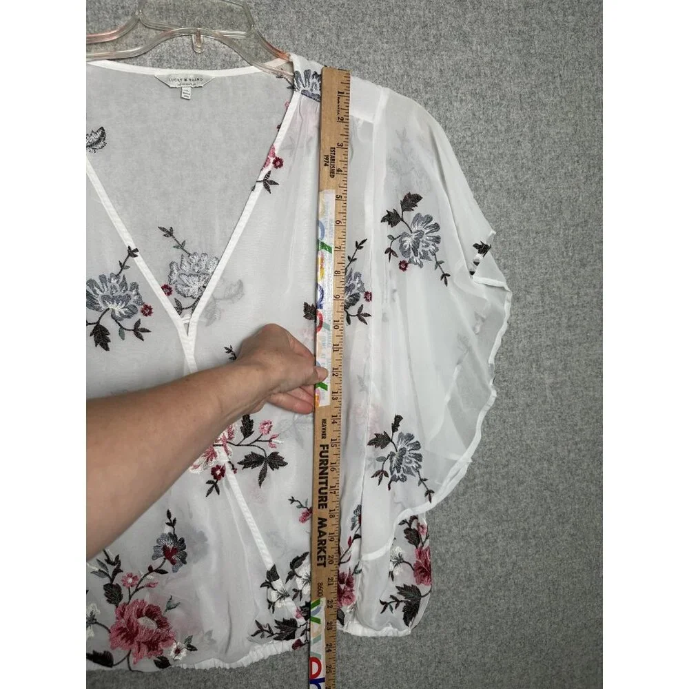 Lucky Brand XL Womens Top Sheer Embroidered Vneck White Floral Boho Cottage - Picture 9 of 16